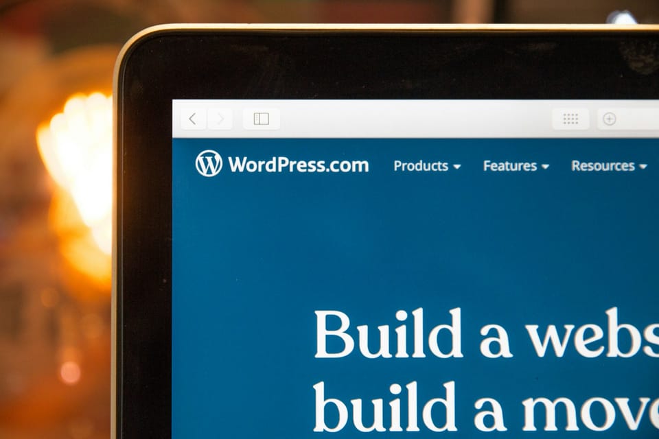 WordPress fighting Ghosts and EmDashes