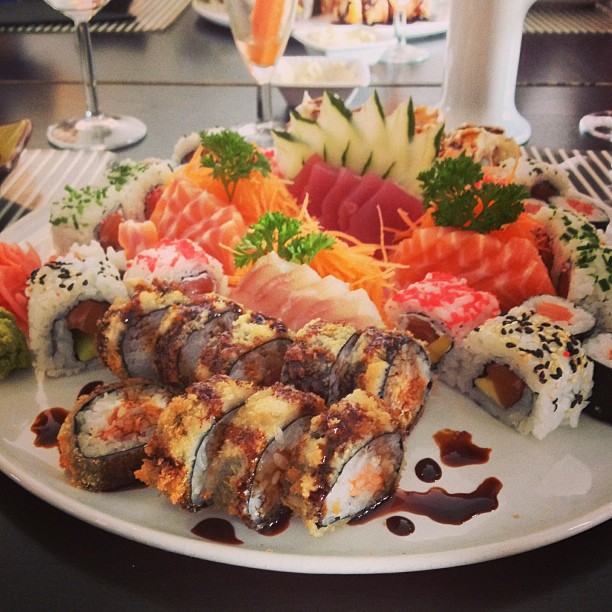 Fui ao Sushi. O instagram voltou a fazer sentido.
