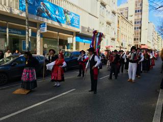 galleryImage