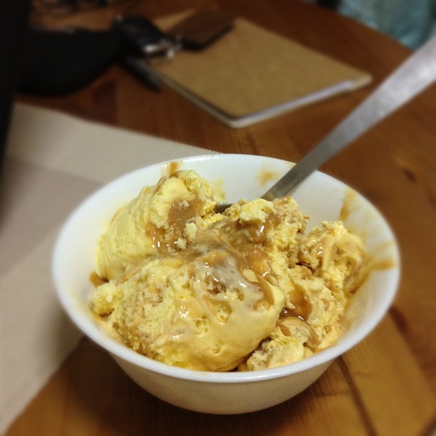 Gelado com Caramelo at the Tree House! :D