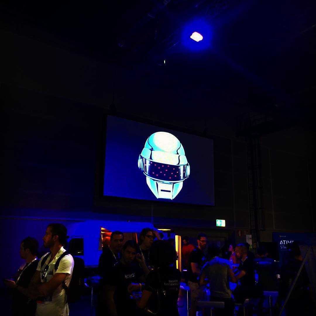 #PixelsCamp